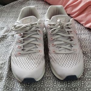 Nike Air Zoom Pegasus